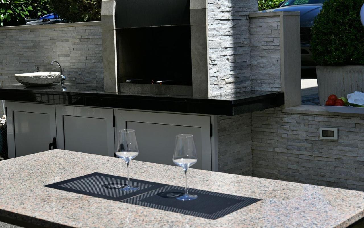 מאלינסקה Apartments Mary מראה חיצוני תמונה
