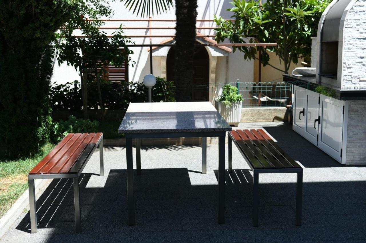 מאלינסקה Apartments Mary מראה חיצוני תמונה