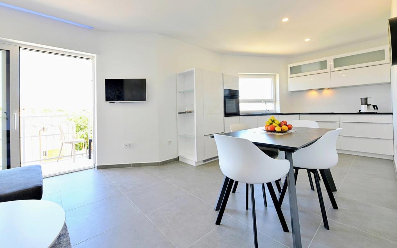 מאלינסקה Apartments Mary מראה חיצוני תמונה