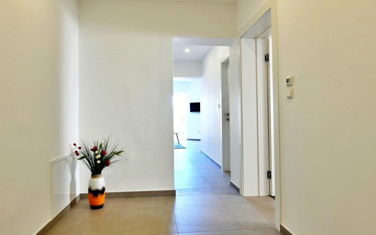 מאלינסקה Apartments Mary מראה חיצוני תמונה